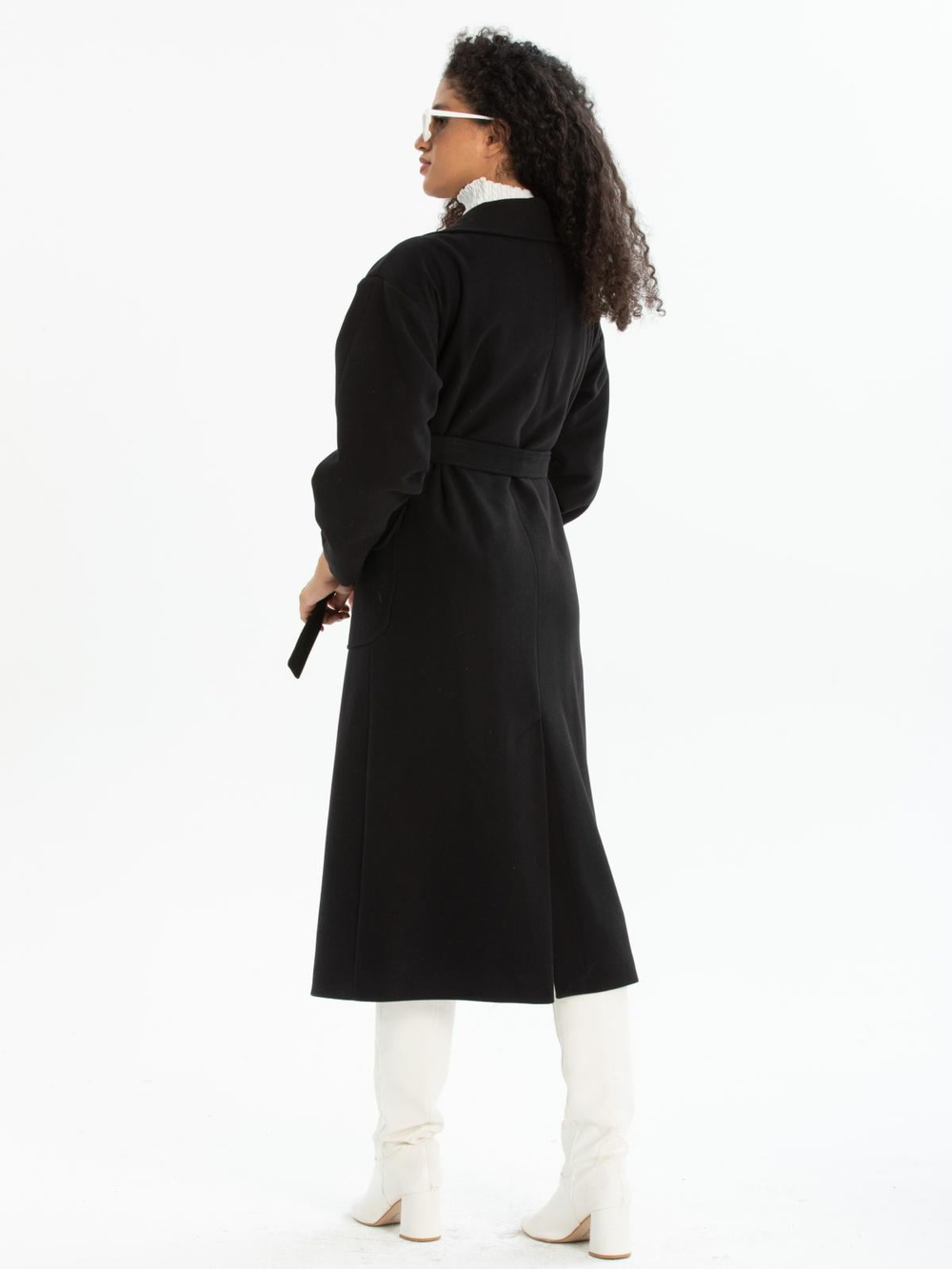 Women coat with belt wholesale Black color