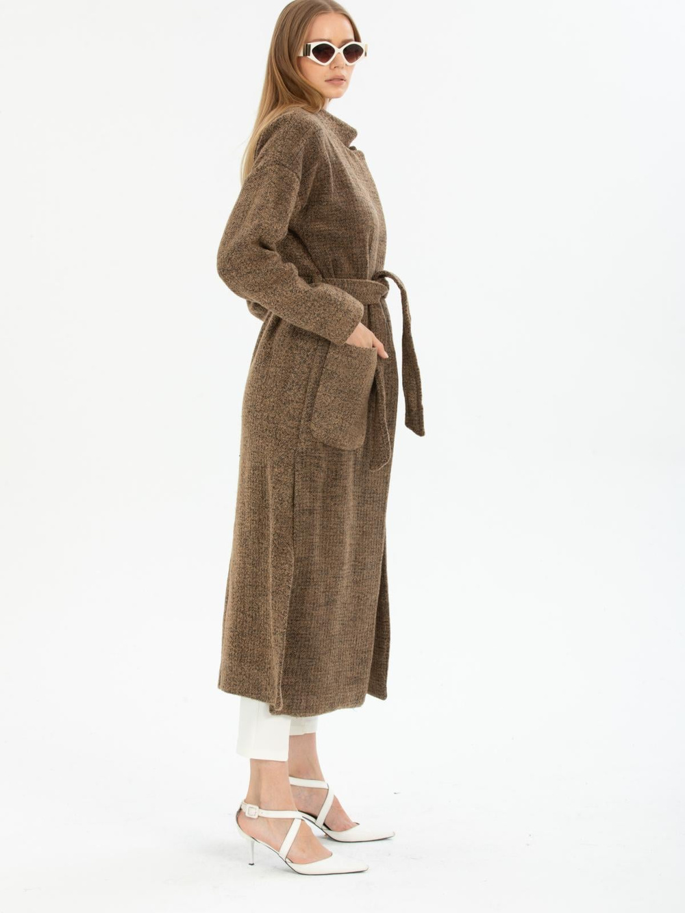 Women coat with belt wholesale Brown color