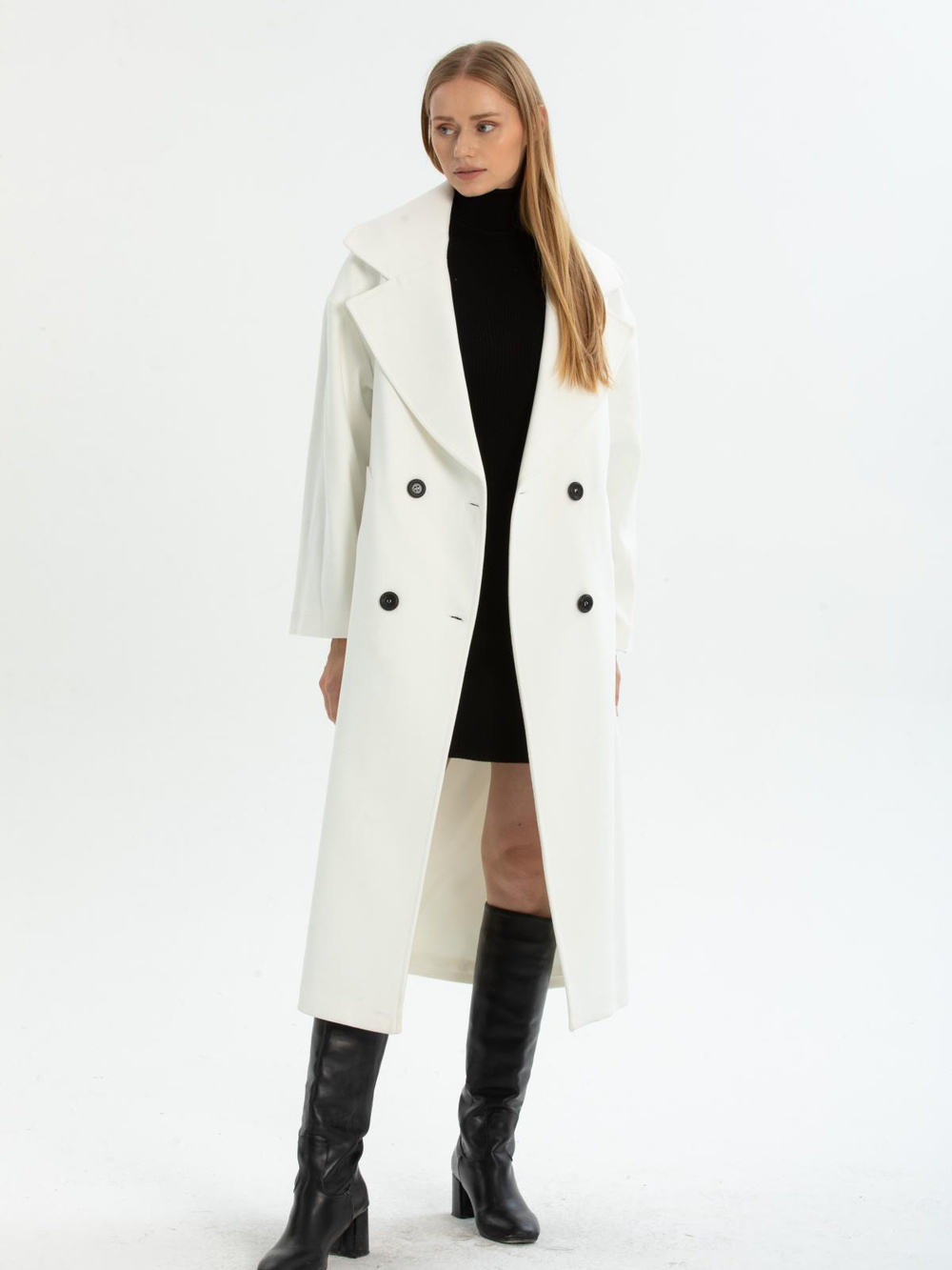 Women four-button coat wholesale White color