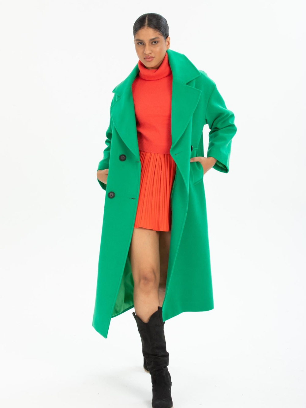 Women four-buttons coat wholesale Green color