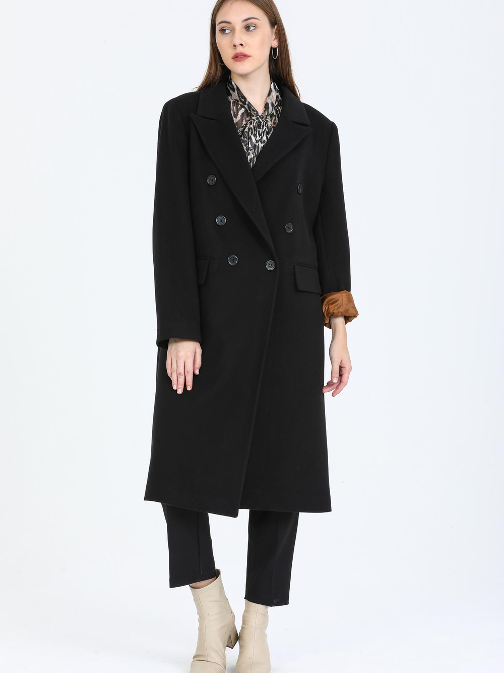 Women Six-Button Coat Wholesale Black Color