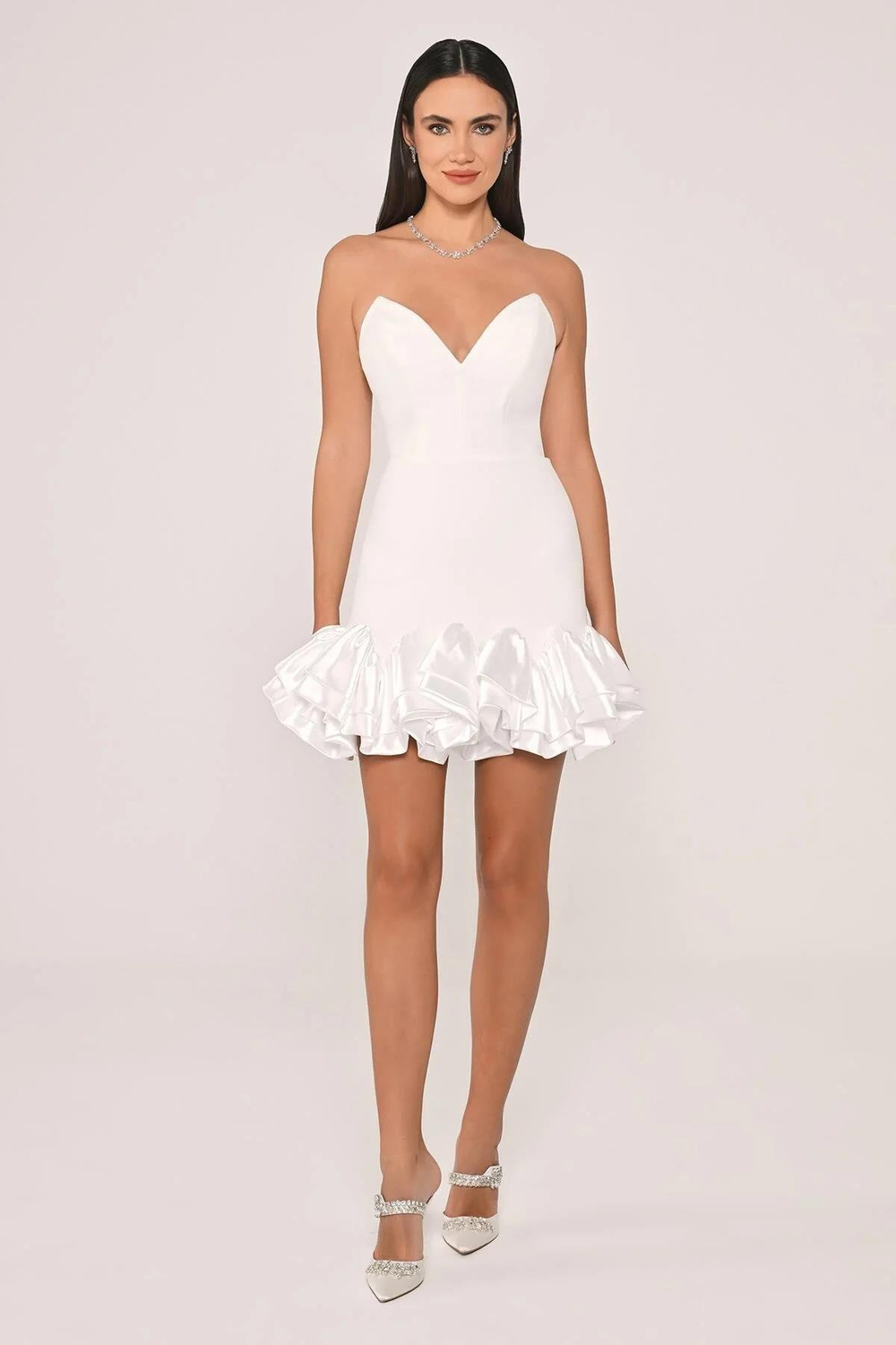 Alfa Beta Alfa Beta Kadın Straplez Yaka Etek Uçları FırFır Saten Kumaş Kısa Beyaz Abiye & Mezuniyet Elbisesi AB6922-BEYAZ