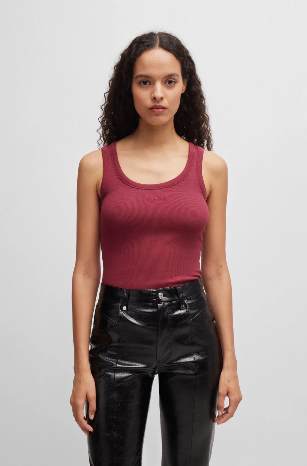 BOSS BOSS Kadın Kalın Askılı Yuvarlak Yaka Kolsuz Logolu Bordo Bluz 50504245-648