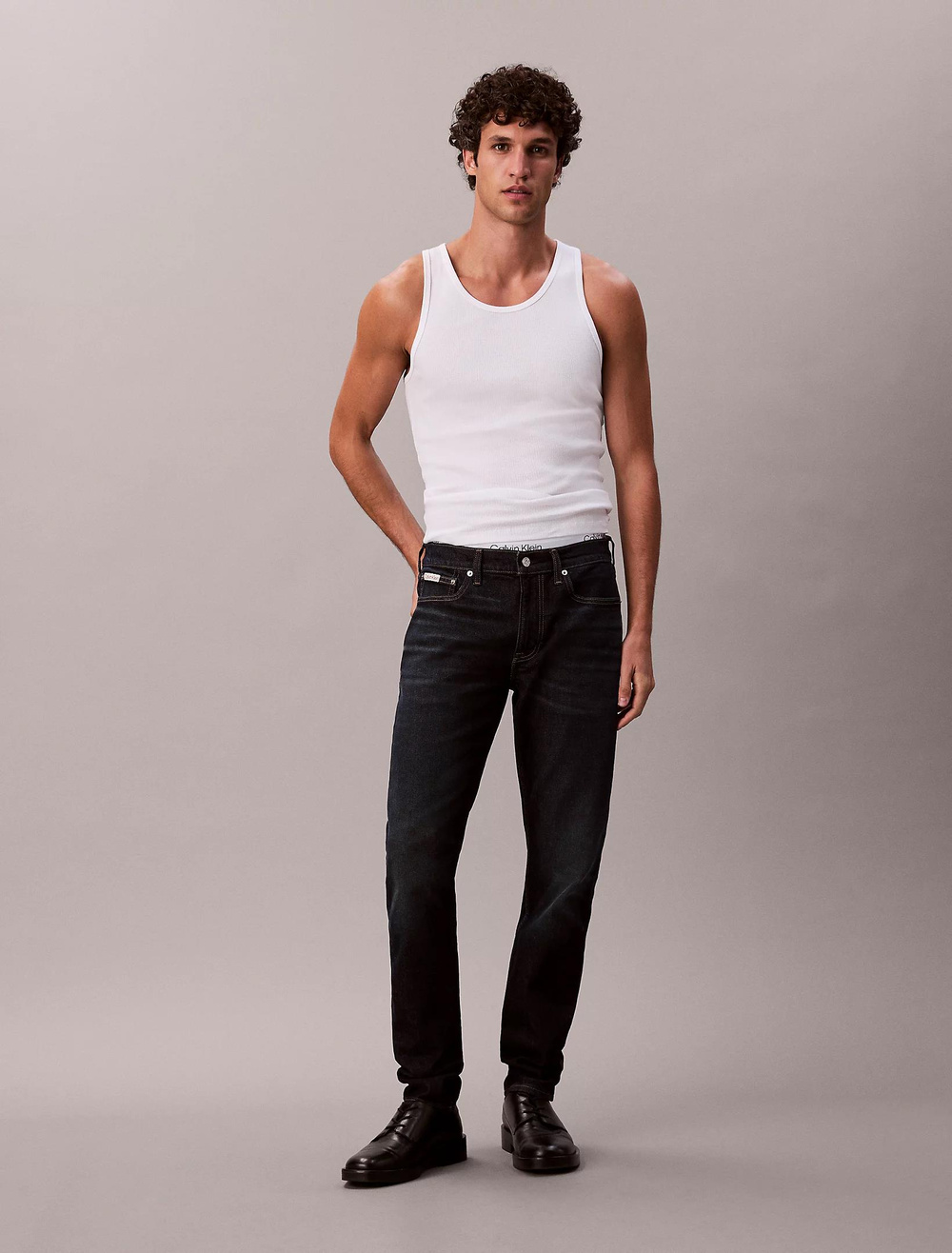 Calvin Klein Calvin Klein Erkek Slim Taper Rahat Fermuarlı Lacivert Jeans LV04RD700G-ZY0