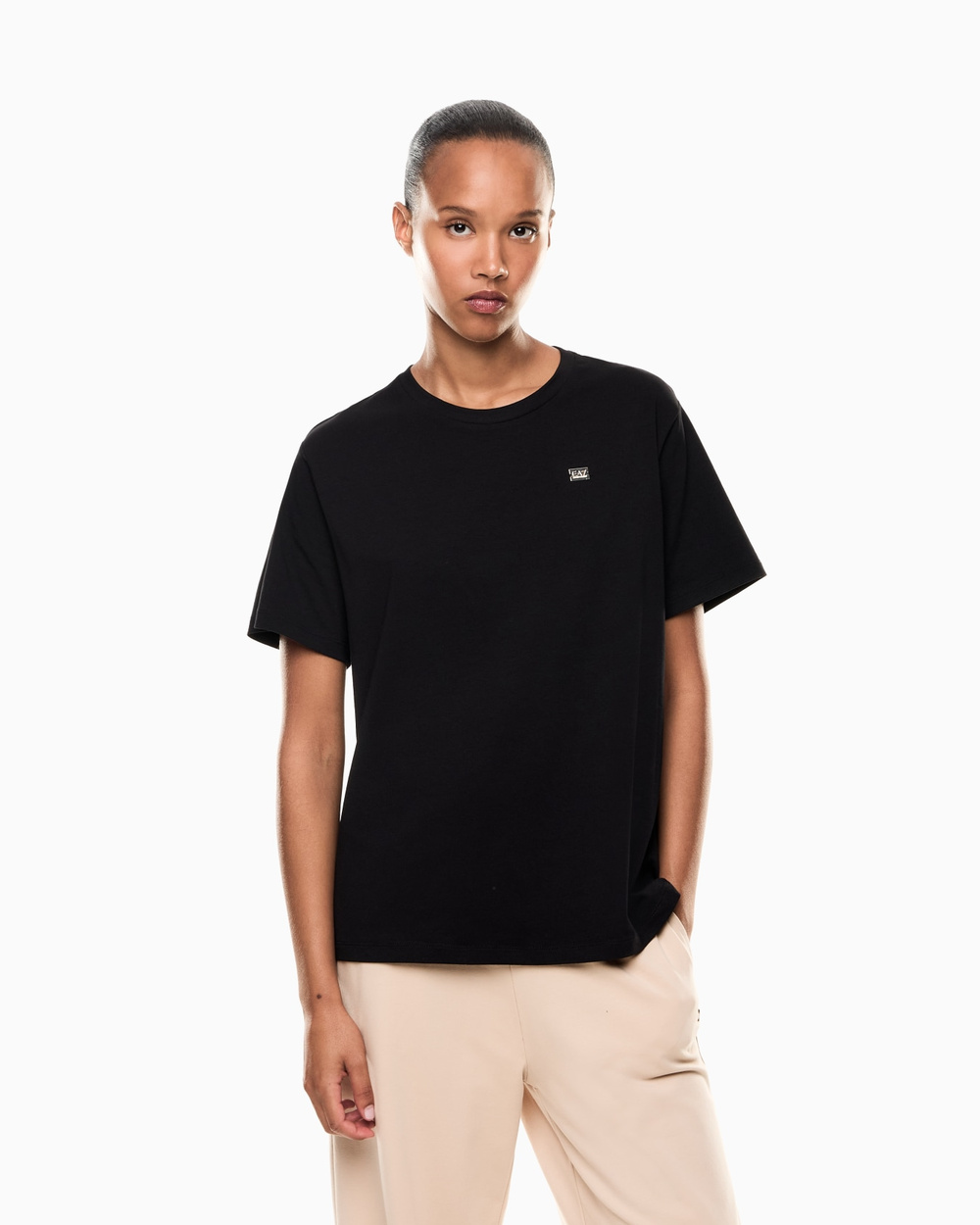 EA7 Ea7 Kadın Normal Kalıp Pamuklu Yuvarlak Yakalı Metalik Logo Detaylı Kısa Kollu Siyah T-Shirt 7W000455 AF10373-UC001