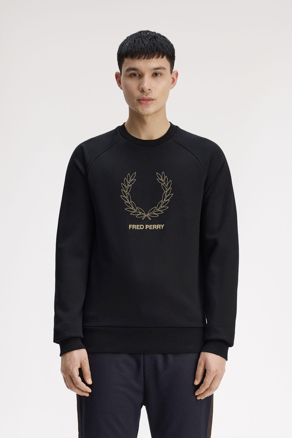 Fred Perry Fred Perry Erkek Kalın Jarse Pamuklu Logo İşlemeli Yuvarlak Yakalı Uzun Kollu Siyah Sweatshirt M1769-102