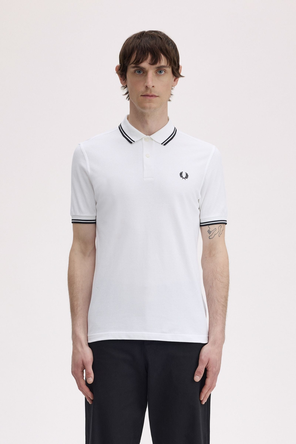 Fred Perry Fred Perry Erkek Regular Fit Yakası Çizgi Desenli Kısa Kollu Beyaz Polo Yaka T-Shirt M3600P-200