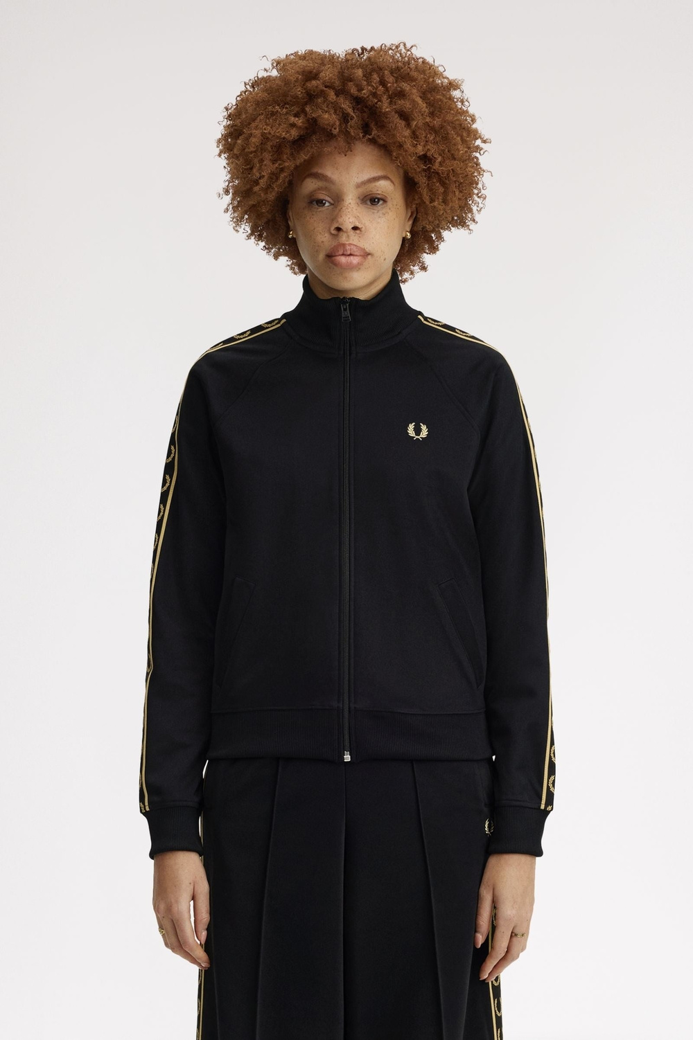 Fred Perry Fred Perry Kadın Omuzları Logo Detaylı Şerit Çizgili Dik Yakalı Uzun Kollu Siyah Ceket J4131-90A