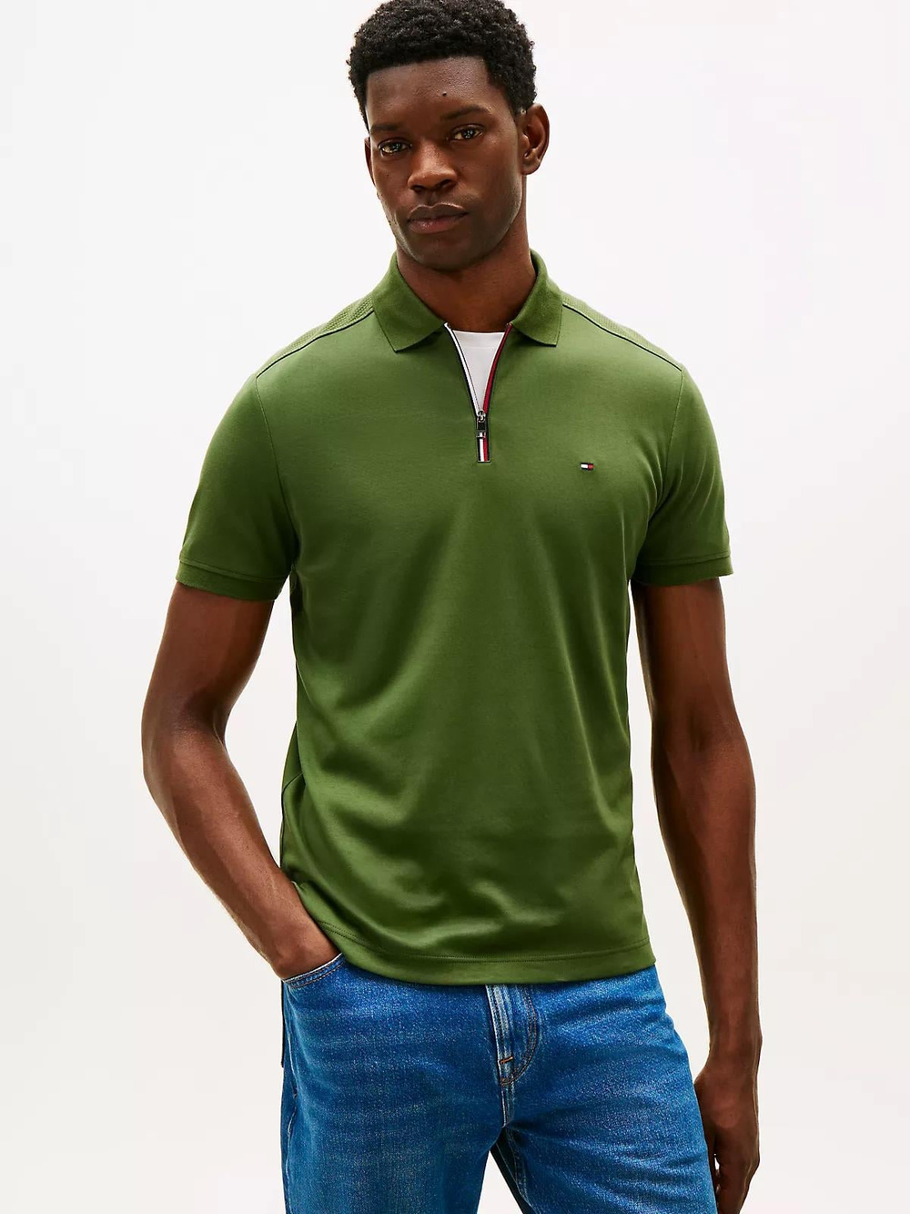 Tommy Hilfiger Tommy Hilfiger Erkek Regular Fit Pamuklu Kısa Kollu Fermuarlı Yeşil Polo Yaka T-Shirt MW0MW41613-L01