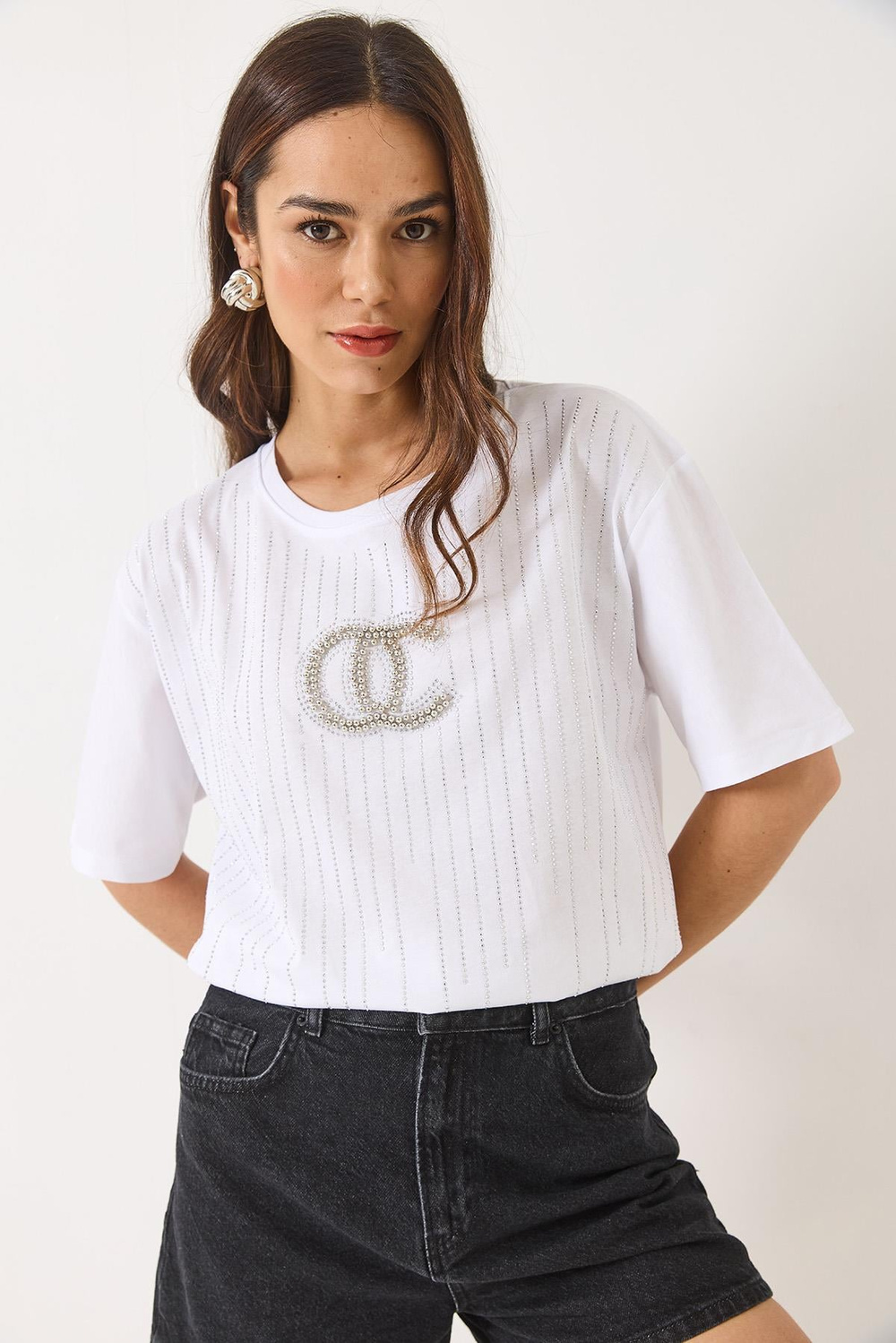 Kadın Bisiklet Yaka Kısa Kollu Boncuk Taş Baskılı Salaş T-Shirt 60283037 - Beyaz