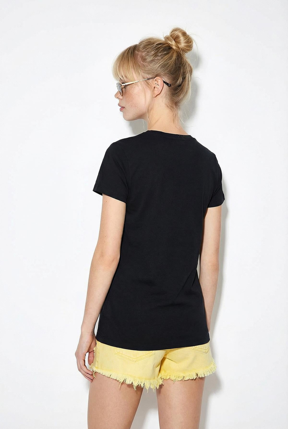 Kadın %100 Pamuk El İşi Summer Nakış Detaylı Premium Tasarım T-Shirt 1001 60282048 - Siyah