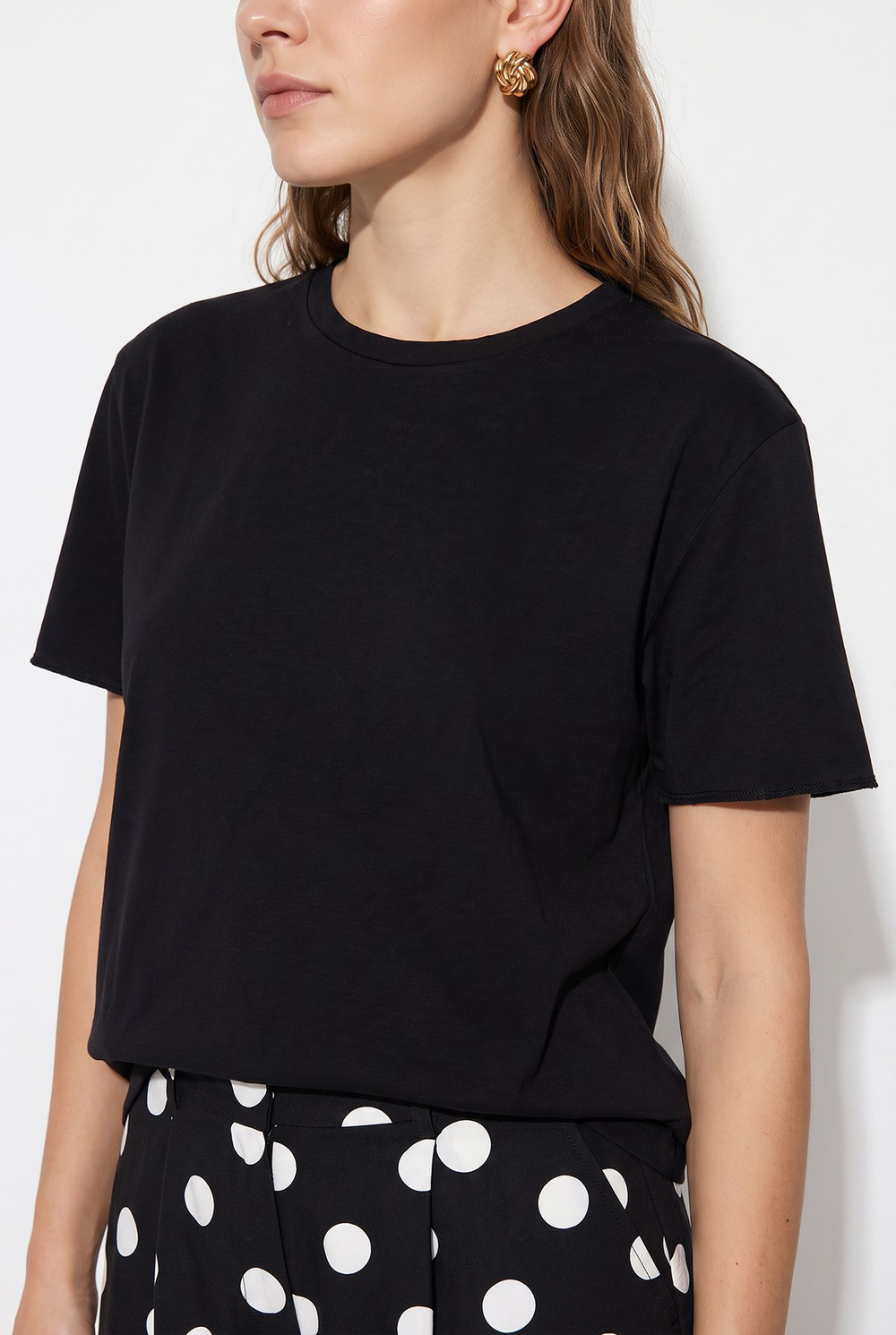 Kadın %100 Pamuk Regular Fit Bisiklet Yaka Basic T-Shirt 60382624 - Siyah
