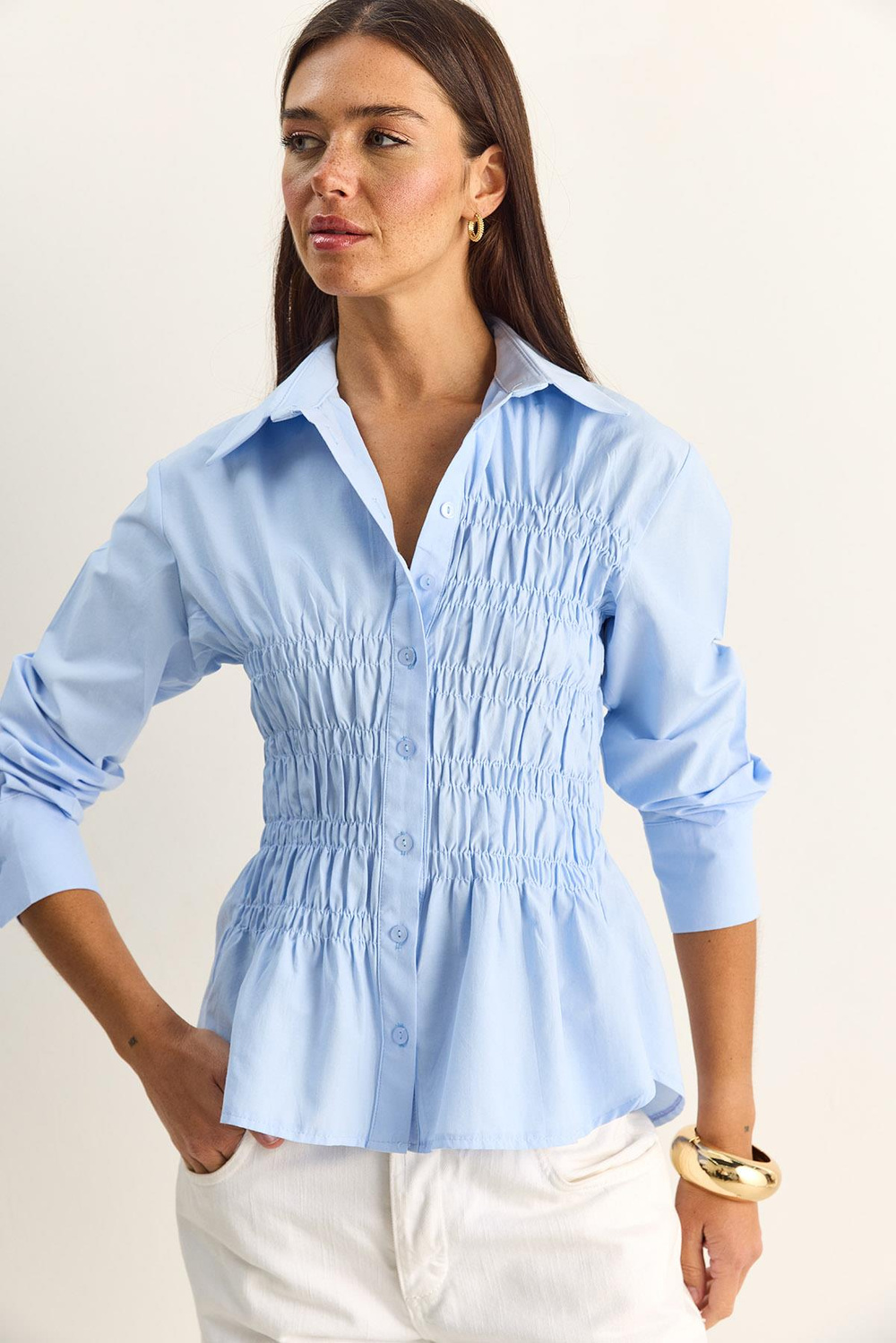 Kadın Asimetrik Büzgü Detaylı Lastikli Bel Formlu Düğmeli Poplin Gömlek 0998 60286161 - Bebe Mavisi