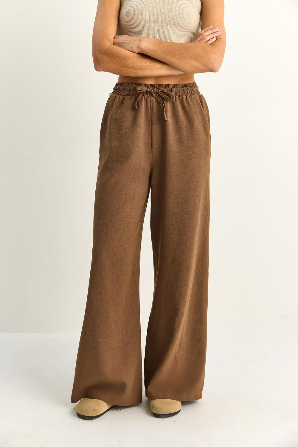 Kadın Beli Lastikli Cep Detaylı Bol Keten Pantolon YP5562 60286109 - Kahve