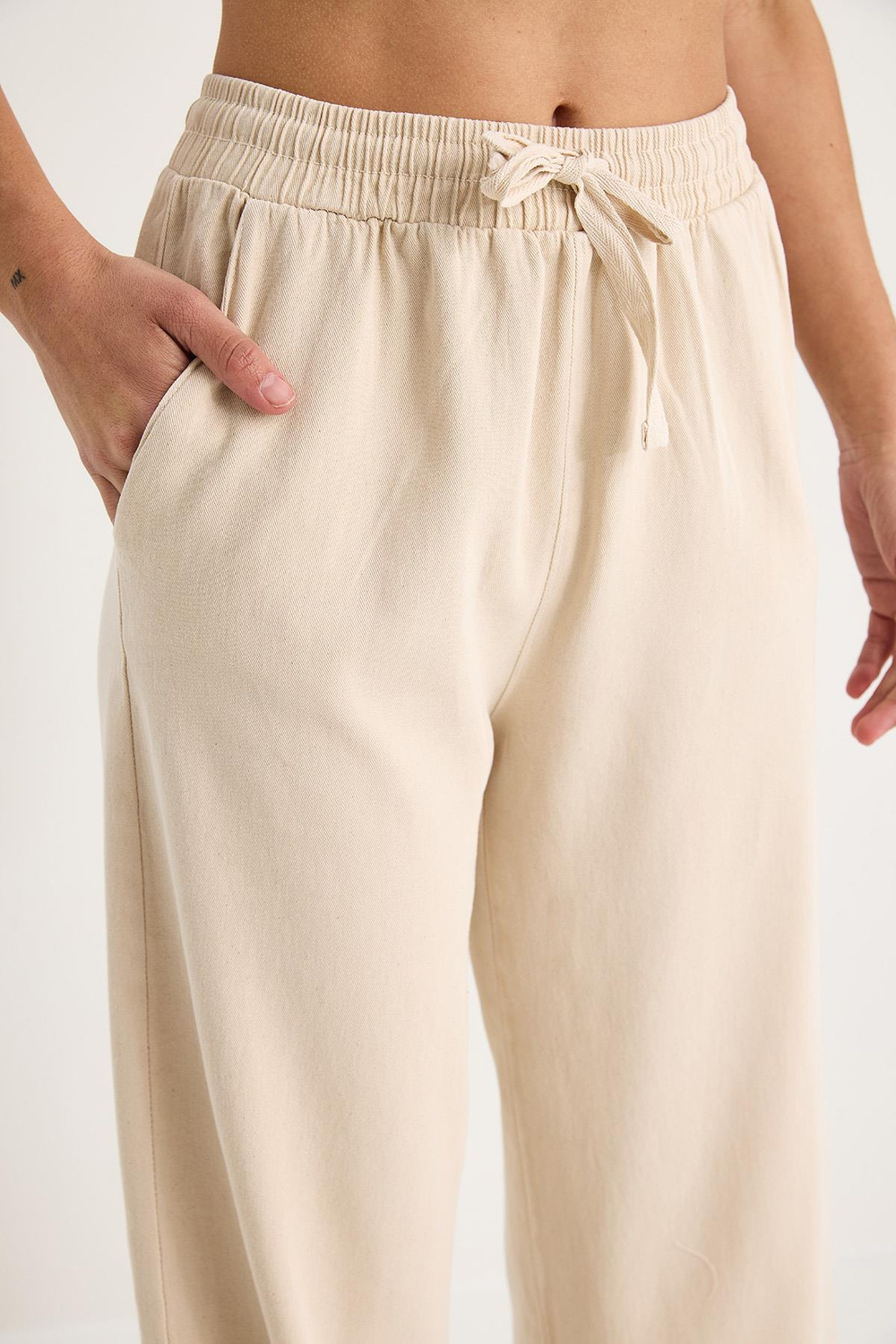 Kadın Beli Lastikli Paça Detaylı Palazzo Kalıp Pamuk Gabardin Yazlık Pantolon 60283323 - Bej