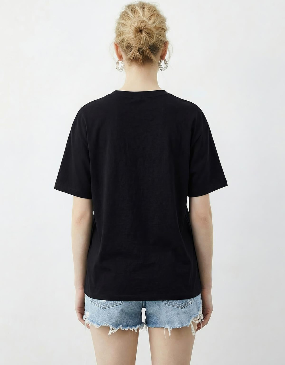 Kadın Boncuk Taş İşlemeli Yusufçuk Desenli Rahat Kalıp T-Shirt 2212 60283971 - Siyah