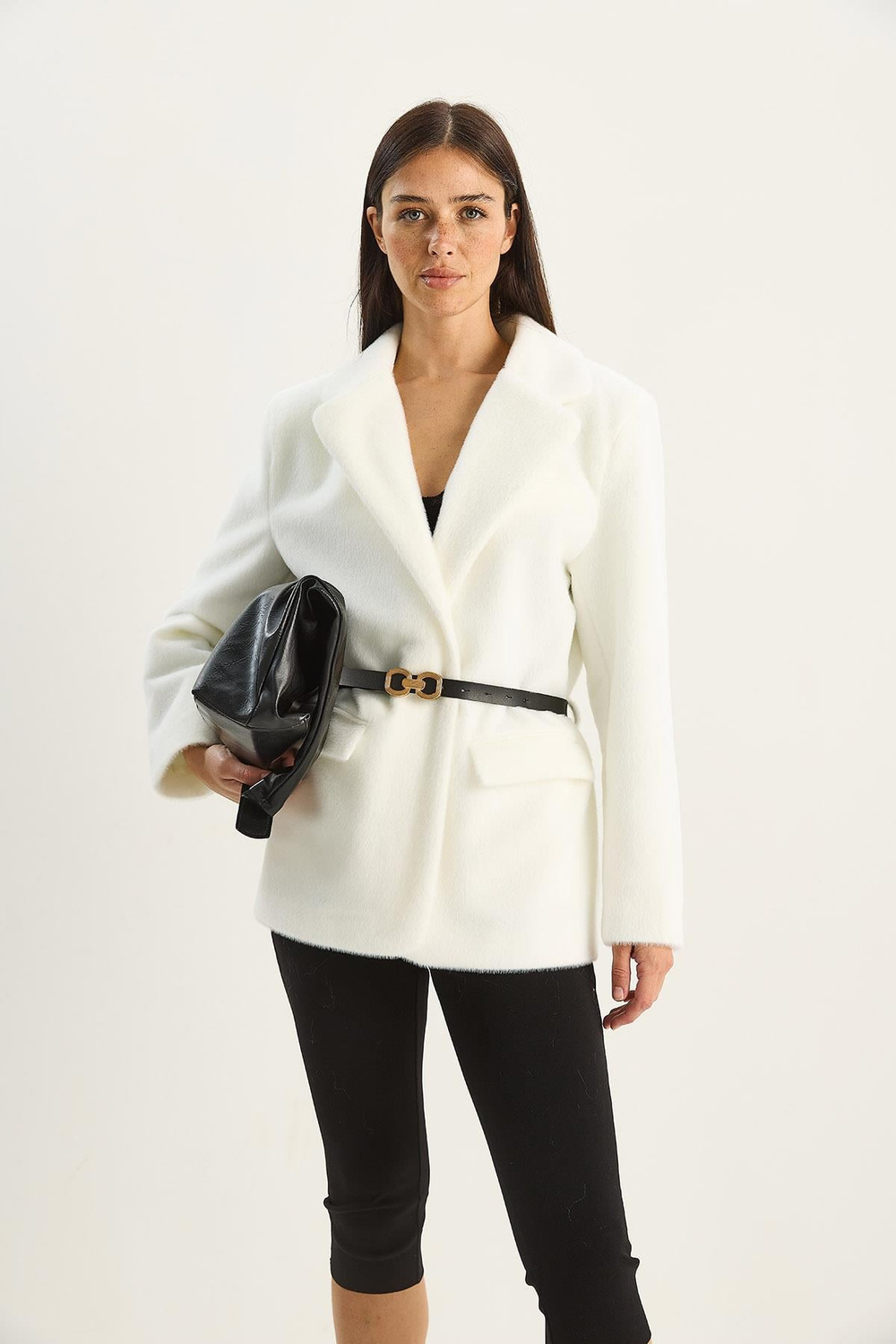 Kadın Cep Detaylı Astarlı Kemerli Peluş Dokulu Blazer Ceket 2761 60281110 - Beyaz