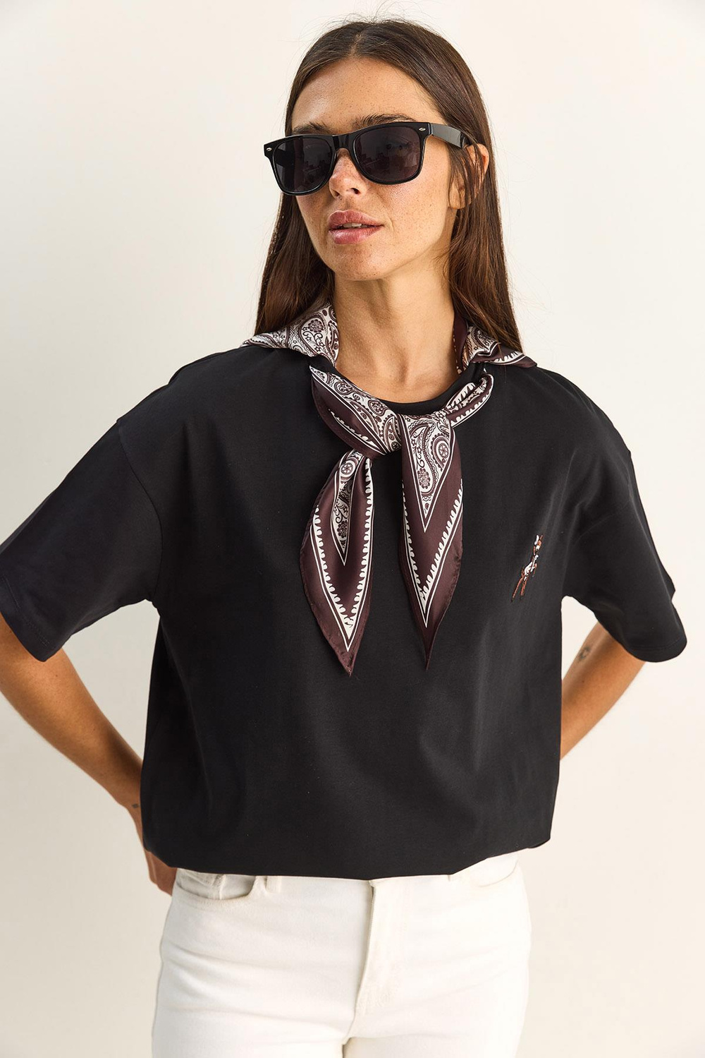 Kadın Ceylan Nakışlı Fularlı Basic Salaş T-Shirt 7517 60283977 - Siyah