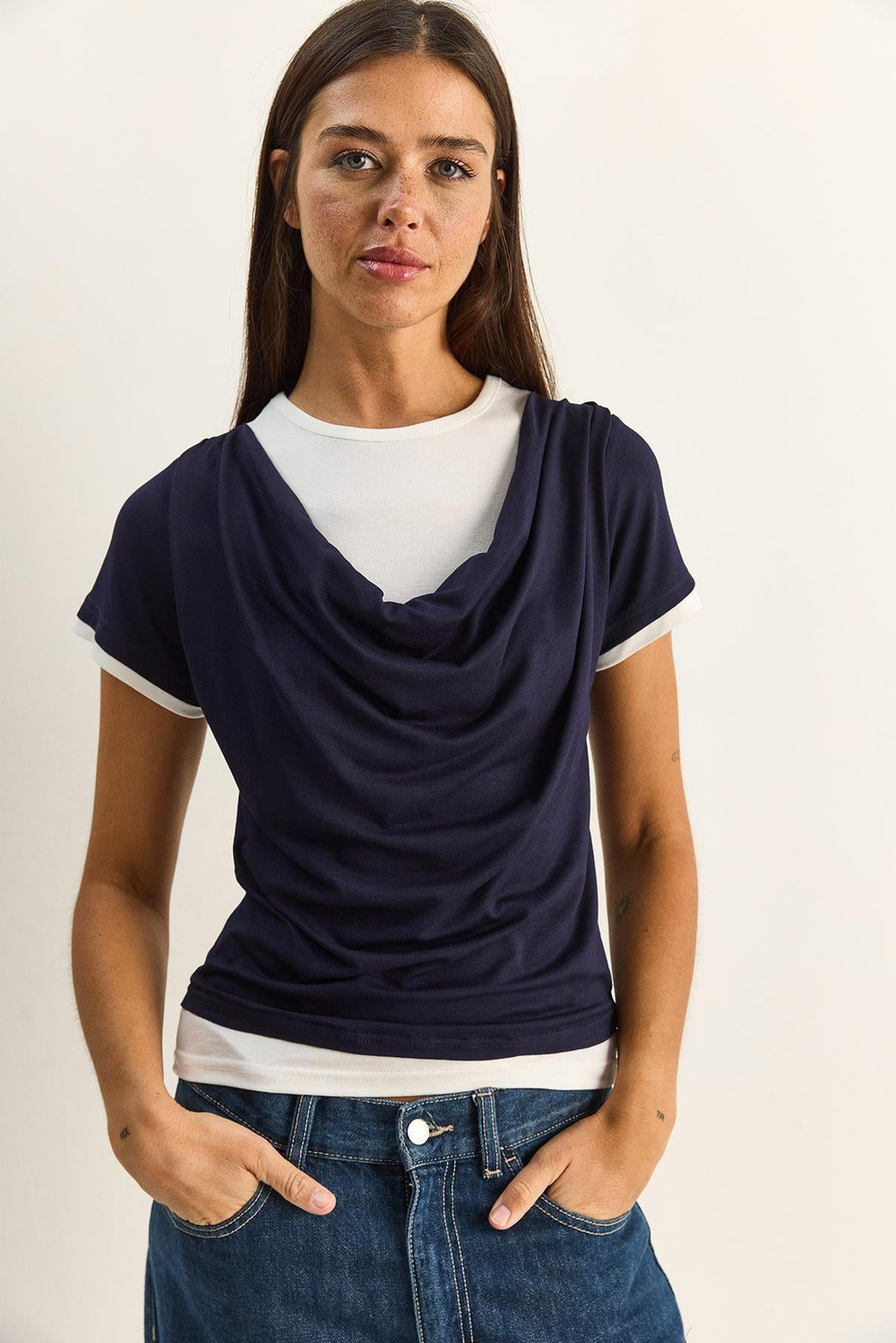 Kadın Çift Kat Görünümlü Degaje Yaka Kısa Kol T-Shirt 6140 60286132 - Lacivert