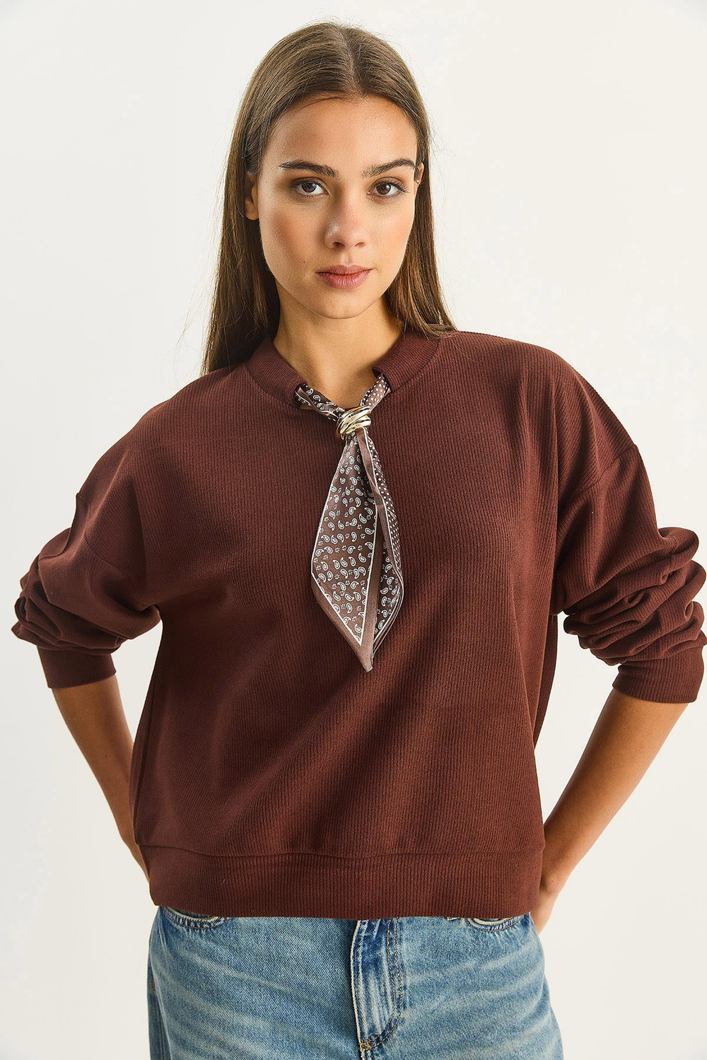 Kadın Fular Detaylı Pamuklu Ottoman Sweatshirt 6931 60283689 - Acı Kahve