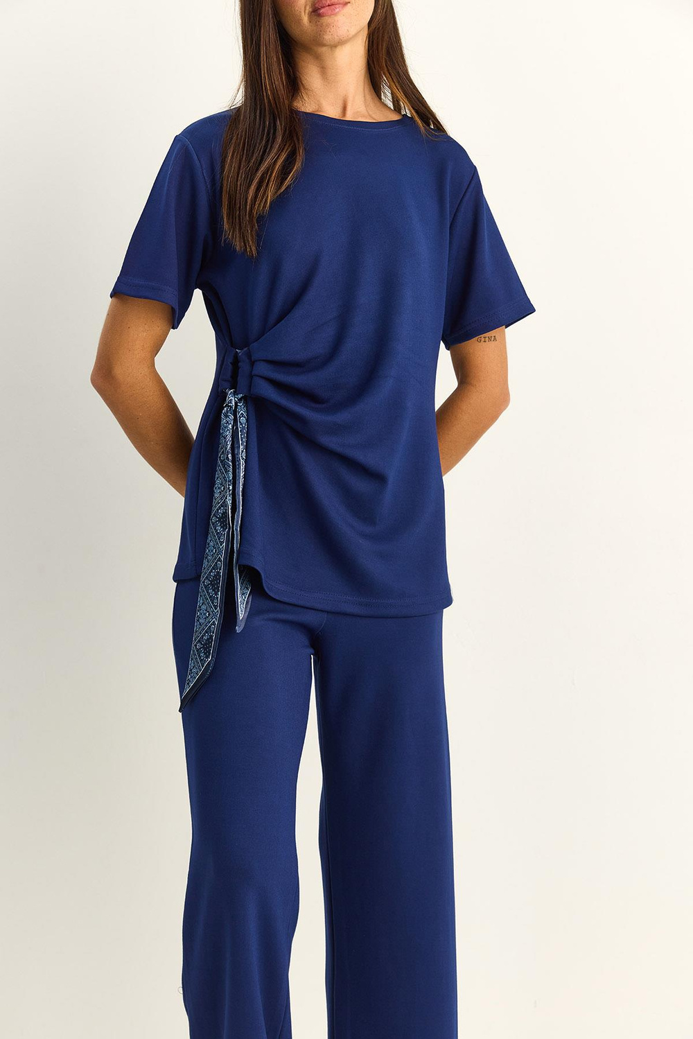 Kadın Fularlı Bağlama Detaylı T-Shirt Yüksek Bel Pantolon Alt-Üst Takım 7630 60286041 - Lacivert