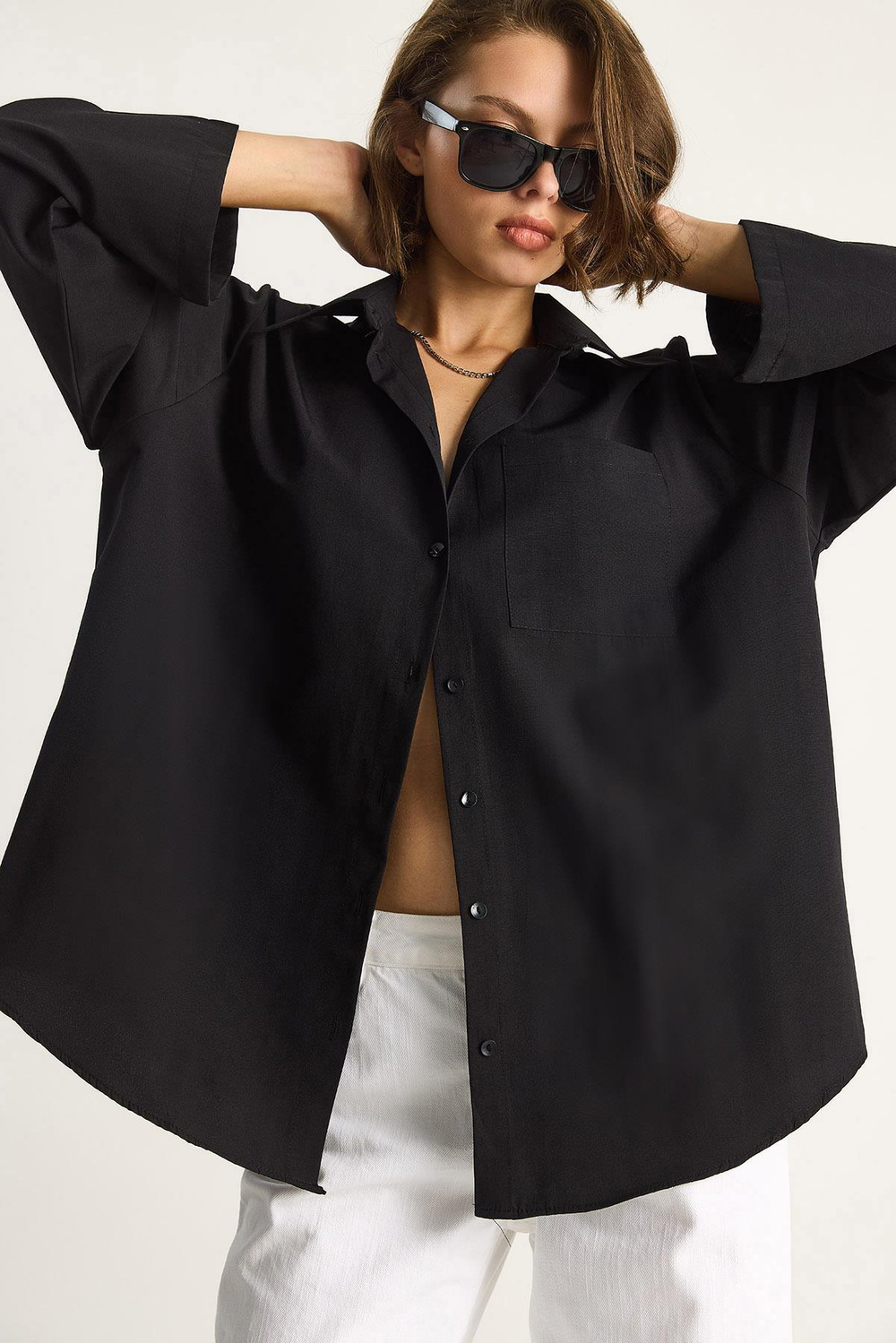 Kadın Geniş Kollu Tek Cep Detaylı Oversize Basic Poplin Gömlek 2144 60284103 - Siyah