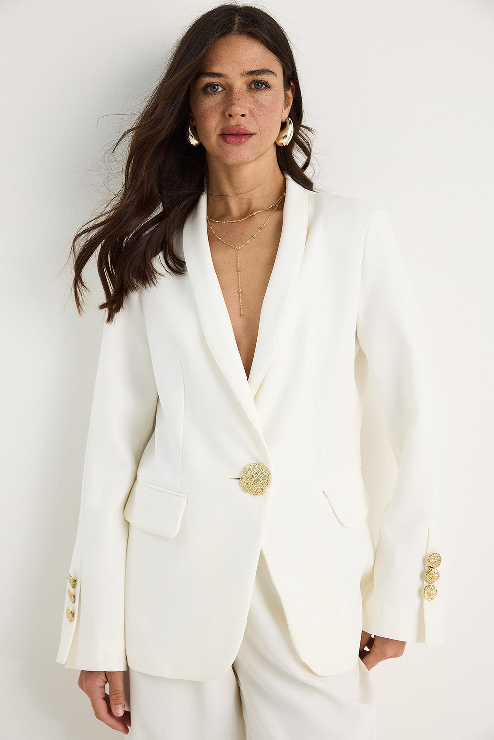 Kadın Gold Düğme Detaylı Hakim Yaka Şık Blazer Ceket 50182 60283264 - Ekru