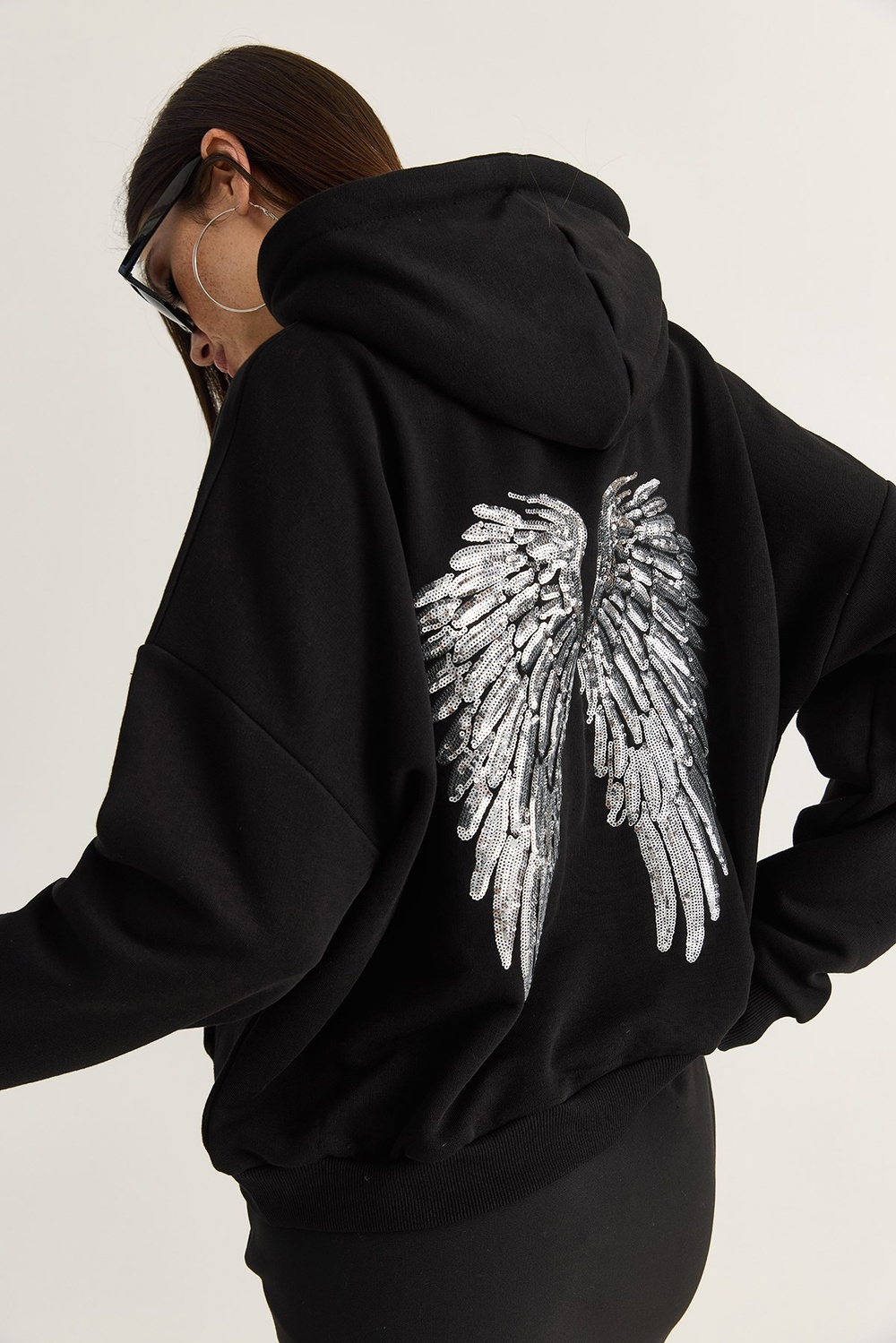Kadın Kanat Detaylı Taş İşlemeli Kapüşonlu Kanguru Cepli Sweatshirt 4197 60286519 - Siyah