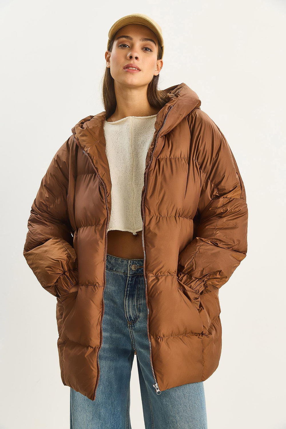 Kadın Kapüşonlu Oversize Yarasa Kol Şişme Mont 60283686 - Kahverengi