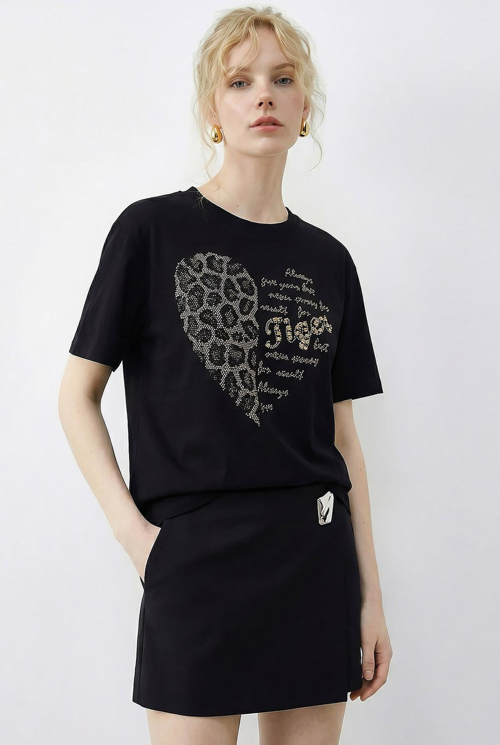Kadın Leopar Kalp Taş İşlemeli Bisiklet Yaka Regular Fit T-Shirt 2210 60283976 - Siyah
