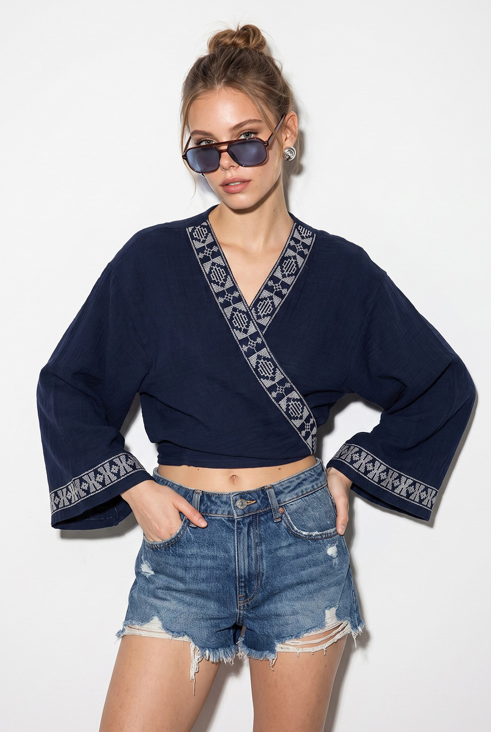 Kadın Nakış İşlemeli Bağlama Detaylı Geniş Kollu Müslin Kimono Bluz 7014 60283386 - Lacivert