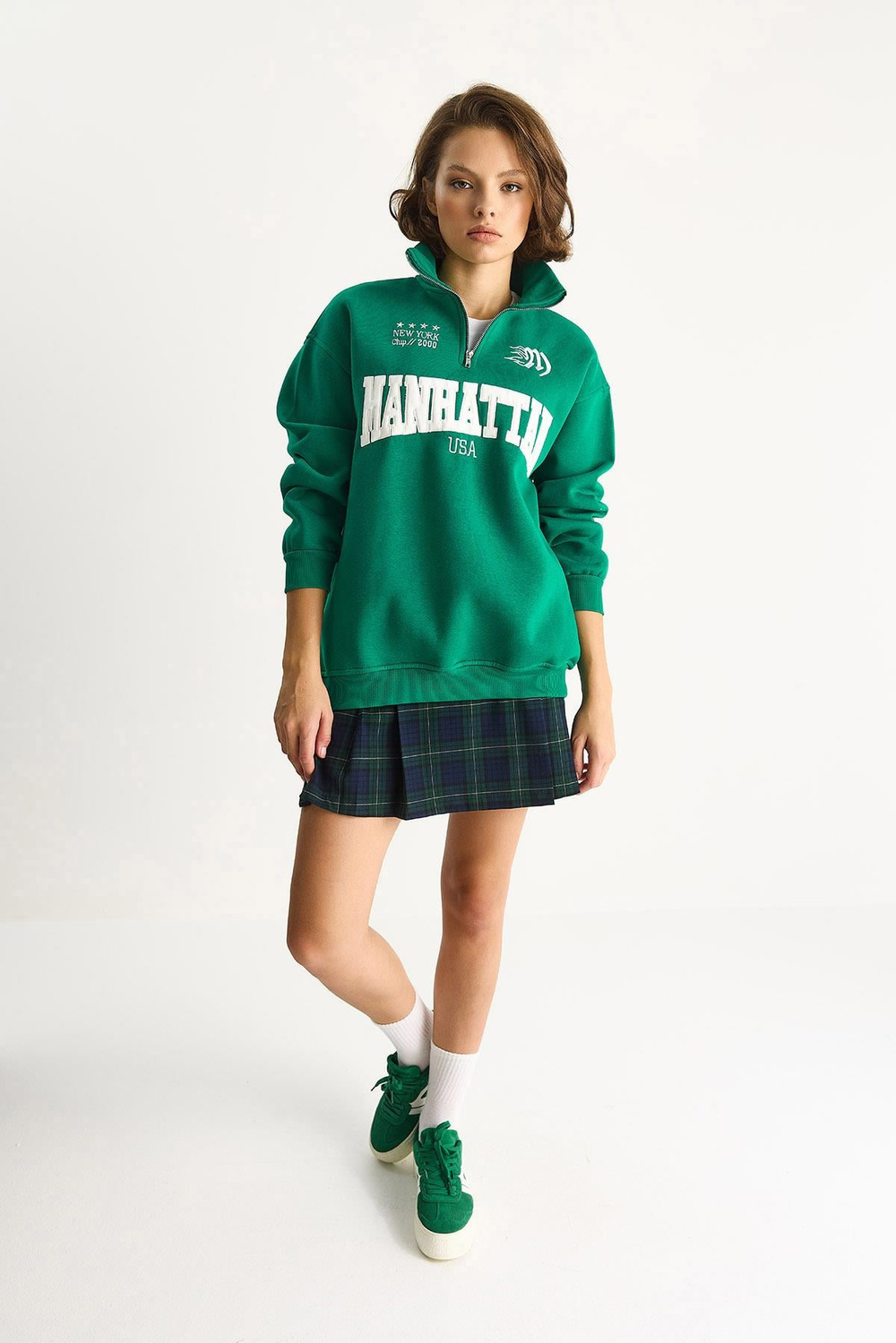 Kadın Nakışlı Yarım Fermuarlı Polo Yaka Şardonlu Oversize Sweatshirt 10002 60283528 - Yeşil