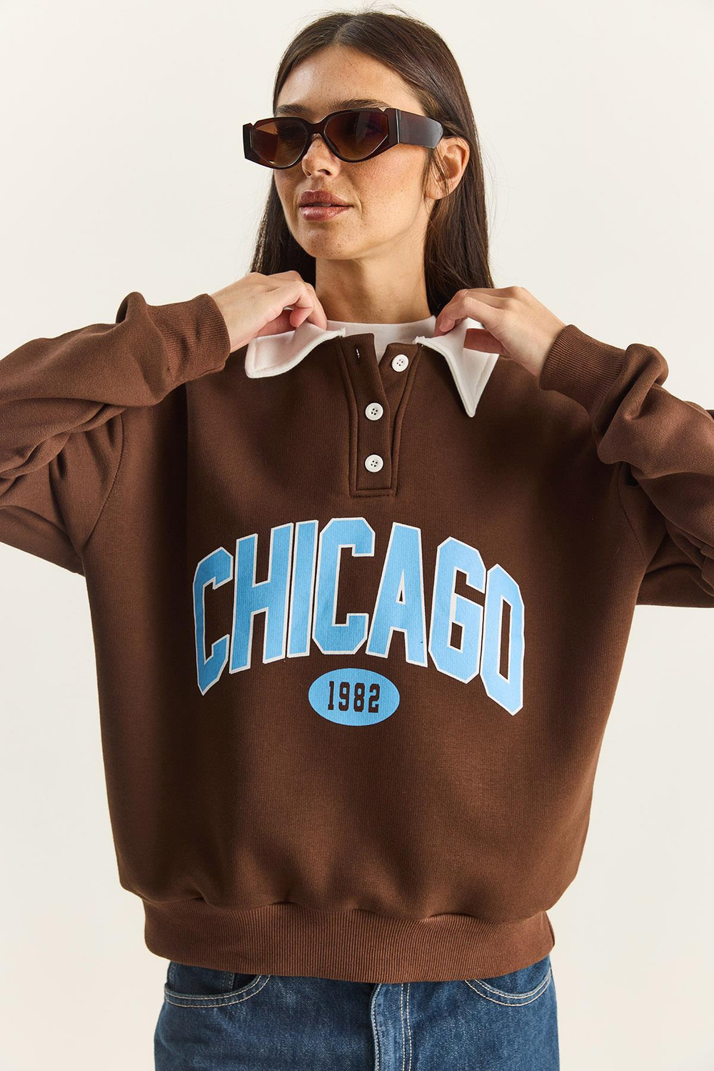 Kadın Polo Yaka Chicago Baskılı Üç İplik Şardonlu Sweatshirt 60601050 - Acı Kahve