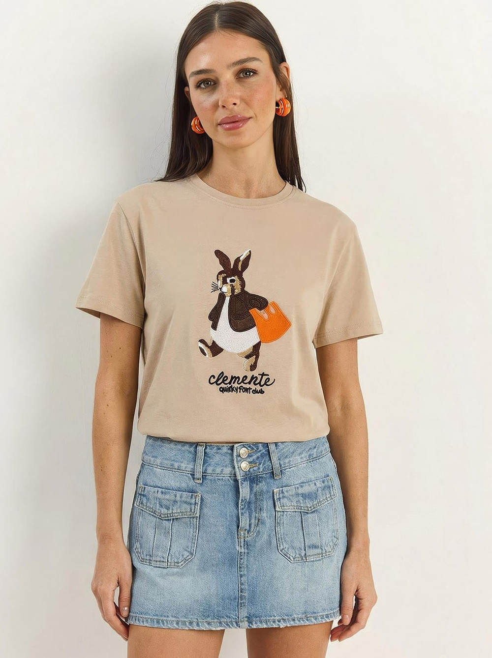 Kadın Rabbit Nakışlı İşlemeli Bisiklet Yaka Basic T-Shirt 7532 60283953 - Bej