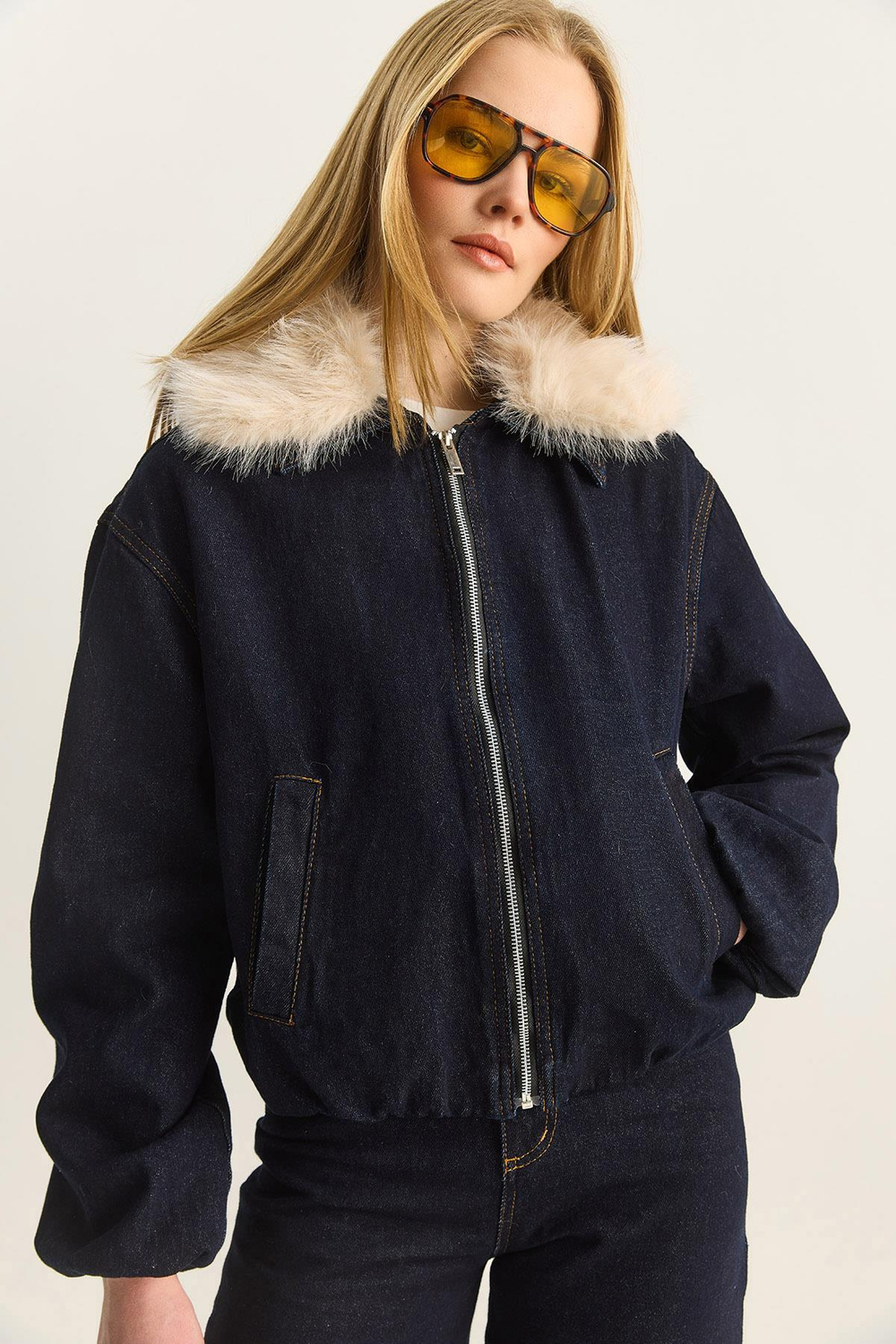 Kadın Seyyar Suni Kürk Yaka Astarlı Cep Detaylı Denim Bomber Ceket Pantolon Takım 6058 60283898 - Lacivert