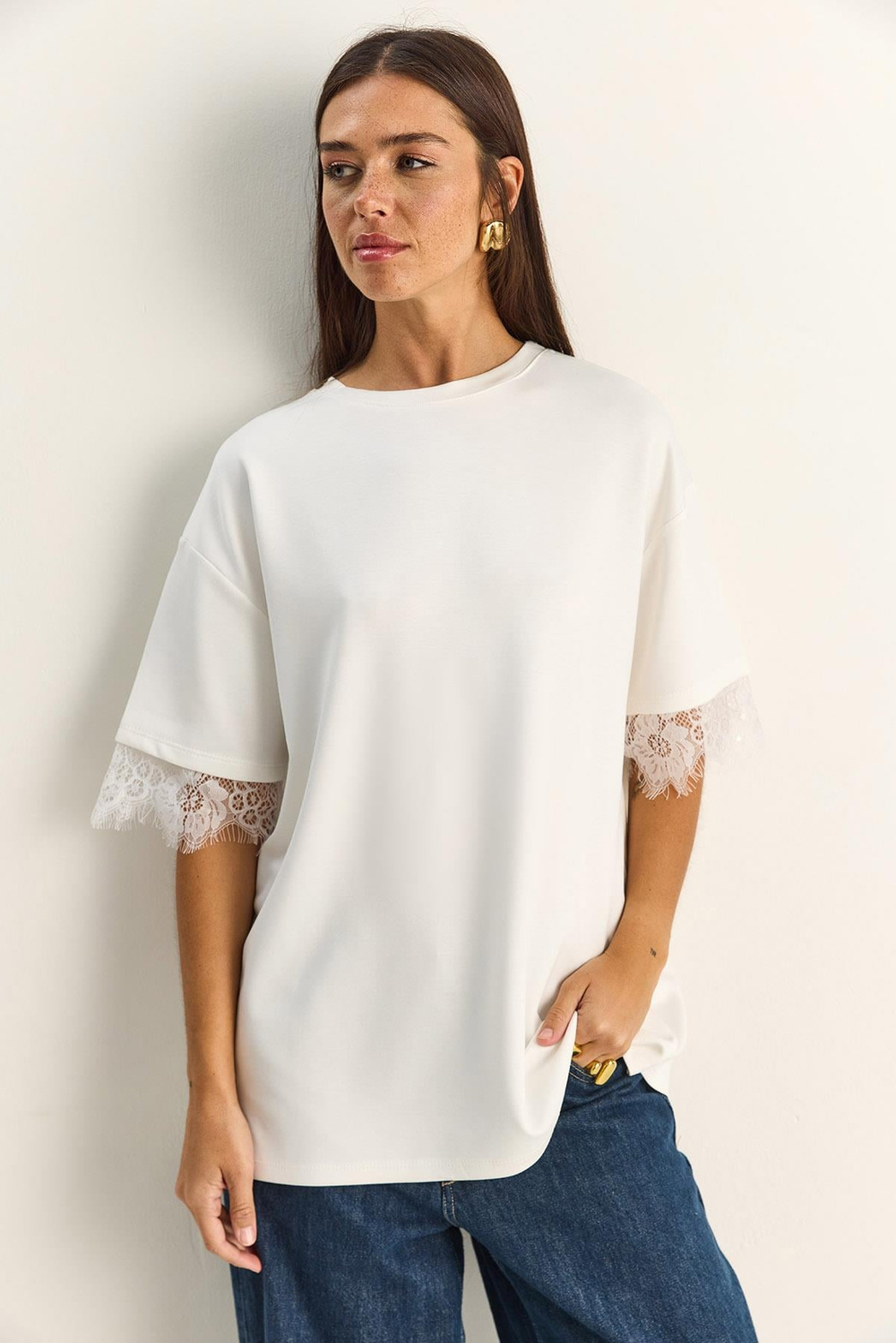 Kadın Sırt Detaylı Dantel Garnili T-Shirt 1073 60286023 - Beyaz