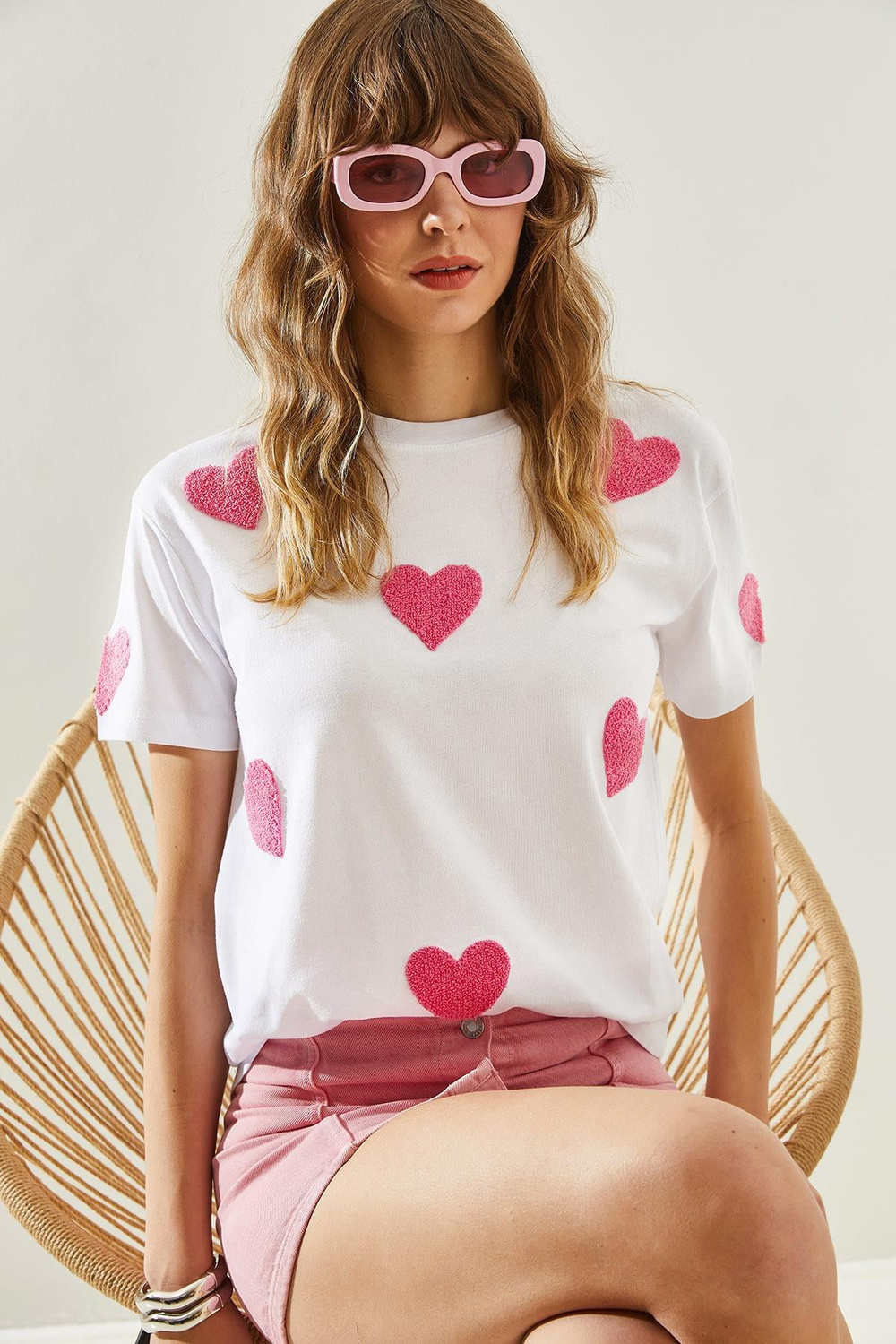 Kadın Süzene Kalp Nakışlı Basic T-Shirt 60251208 - Beyaz