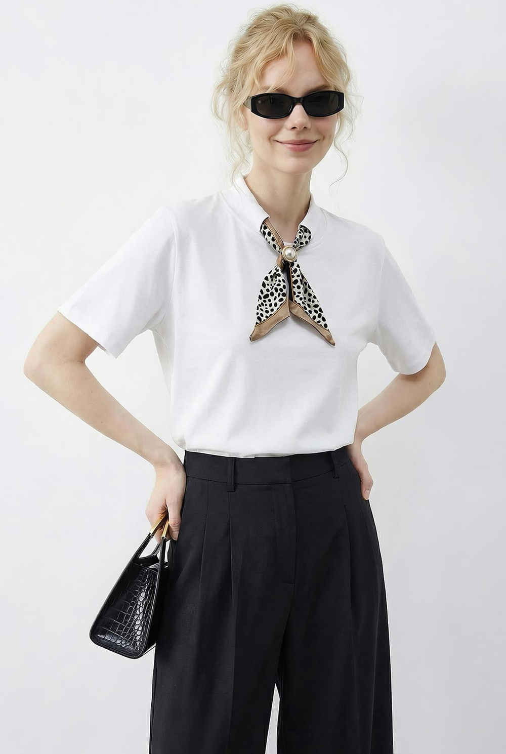 Kadın Tokalı Fular Detaylı Basic T-Shirt 7601 60283978 - Beyaz