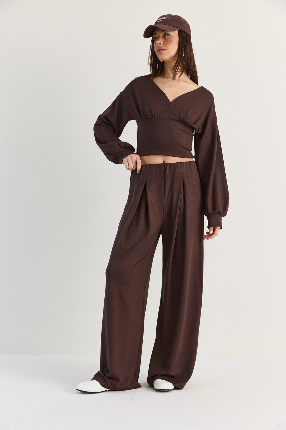 Kadın V Yaka Bel Korsajlı Crop Bluz Bel Pileli Palazzo Pantolon Modal Takım 0480 60286539 - Acı Kahve