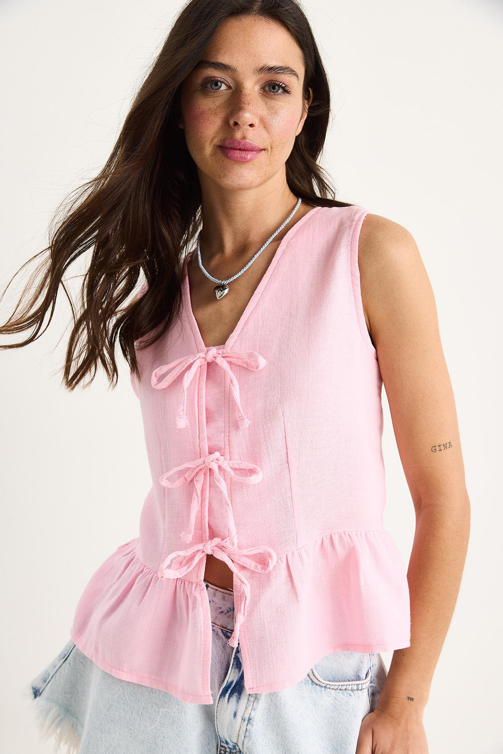 Kadın V Yaka Fiyonk Detaylı Müslin Peplum Bluz G28-4883 60283356 - Pembe