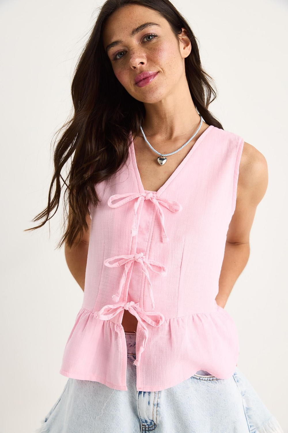 Kadın V Yaka Fiyonk Detaylı Müslin Peplum Bluz G28-4883 60283356 - Pembe