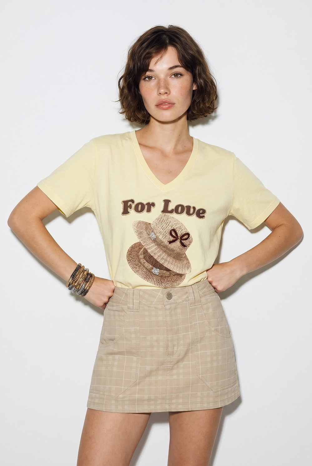 Kadın V Yaka For Love Nakış ve Boncuk İşlemeli Oversize T-Shirt 2240 60286329 - Açık Sarı