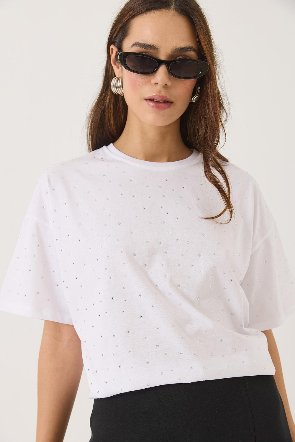 Kadın Pul Detaylı Bisiklet Yaka Kısa Kollu T-Shirt 3028 60283149 - Beyaz
