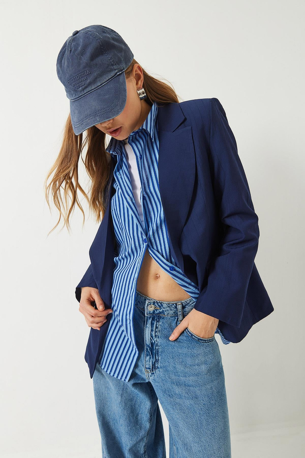 Kadın Vatkalı Astarı Çizgili Çilek Kumaş Blazer Ceket 50178 60283002 - Lacivert