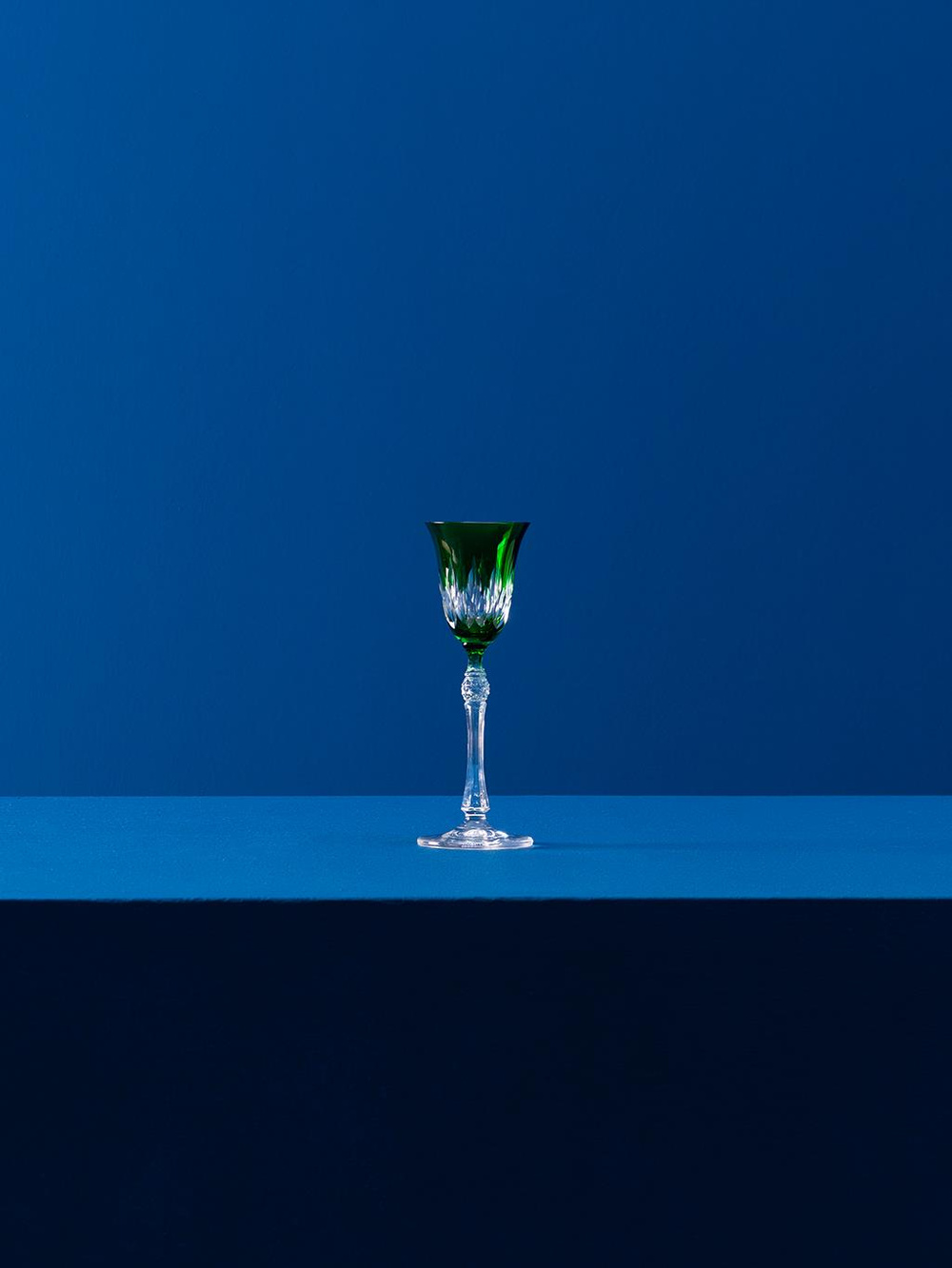 Renkli Kristal Şarap Kadehi Seti – 6lı Baccarat Tarzı İnce Uzun Saplı Alev Kesim