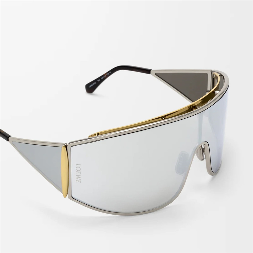 Loewe Signature LW 40202U 16C Kadın Güneş Gözlüğü