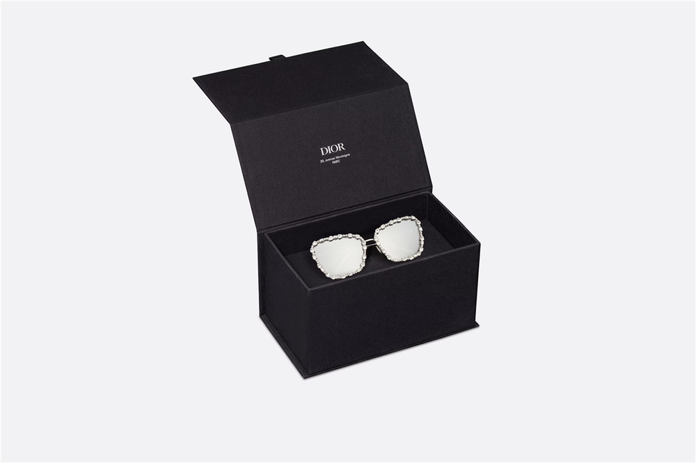 Dior MissDior B2U CD 40112U 16X