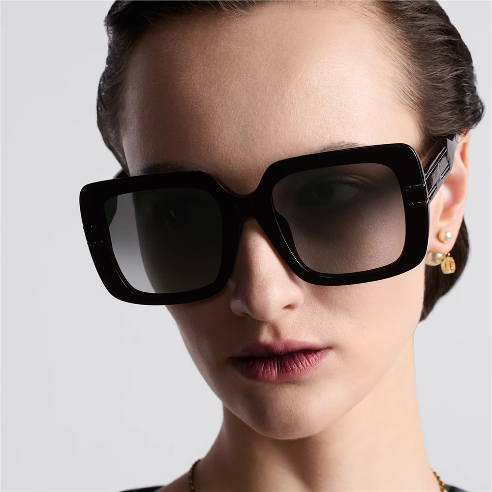 Dior DiorSignature S11I CD 40171I 01B