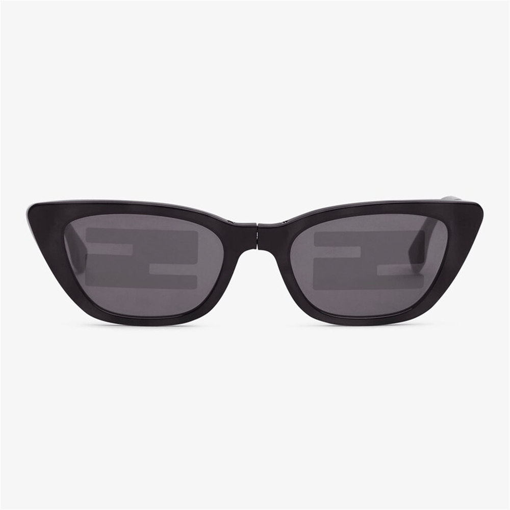 Fendi Baguette FE 40089I 01C