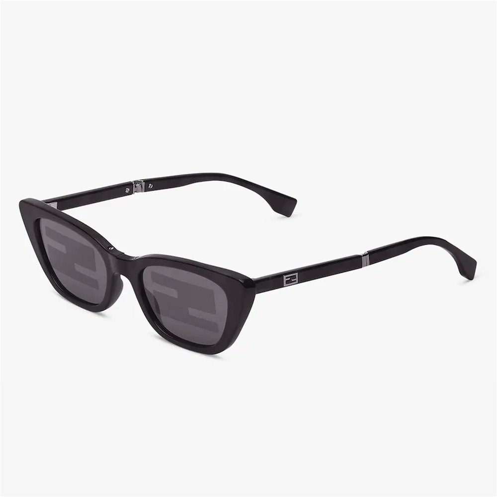 Fendi Baguette FE 40089I 01C